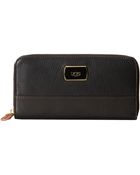 Ugg Classic Zip Around Wallet - Lyst