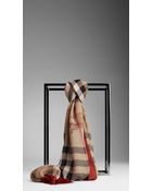 Burberry Haymarket Check Border Scarf - Lyst