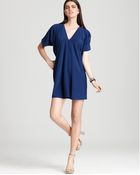 Vince V Neck Dress Short Sleeve - Lyst