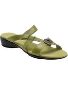 Munro Chloe Slide - Lyst