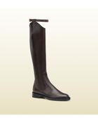 Gucci Victoria Equestrian Flat Leather Riding Boot - Lyst