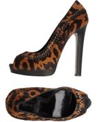 Alexander McQueen Platform Pumps - Lyst