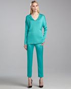 St. John Emma Liquid Satin Cropped Pants - Lyst