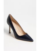 Manolo Blahnik Bb Pump - Lyst