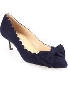 Oscar de la Renta Scala Scalloped Suede Pumps - Lyst