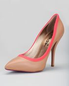 Lanvin Grosgrain trim Pointy Pump Tanred - Lyst