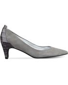 Isaac Mizrahi New York Mara Pumps - Lyst
