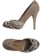 Emanuela Passeri Pump - Lyst