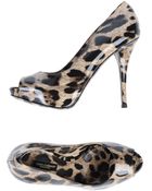 Dolce & Gabbana Pump - Lyst