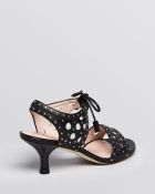 Stuart Weitzman Open Toe Sandals Circular Kitten Heel - Lyst