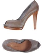 Eva Turner Pump - Lyst