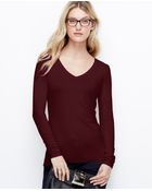 Ann Taylor Petite V-Neck Long Sleeve Tee - Lyst