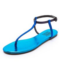 Avec Moderation Metallic Thong Sandals - Lyst