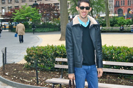 Casual Fade
Jacket: Zara/ Polo: Lacoste/ Sweater: Polo/ Jeans:...