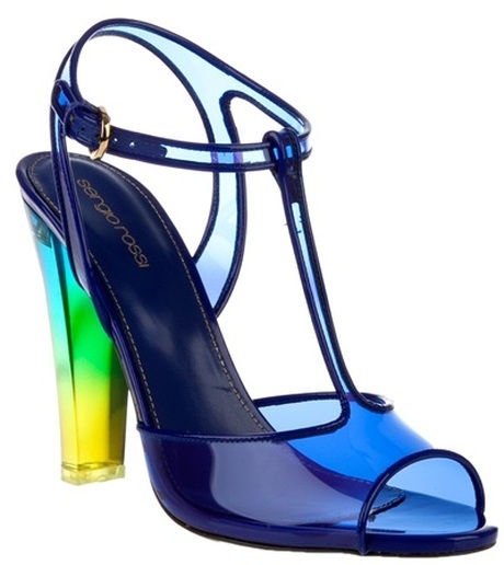 Shoe of the moment: peep toe sandal by Sergio Rossi