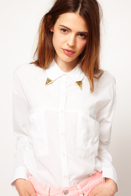 Tip ya collar. They where on the runway now Topshop and ASOS...