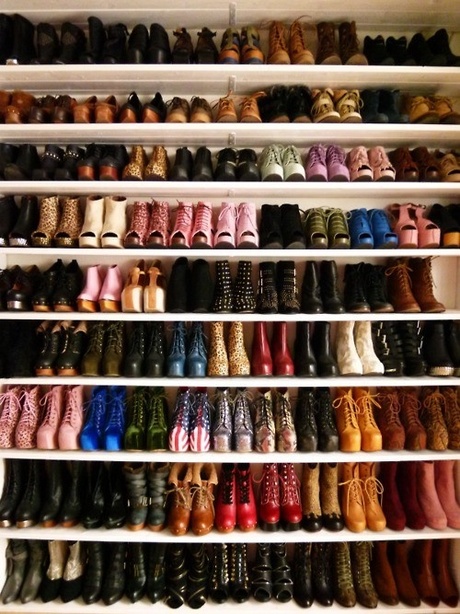 SHOE PORN