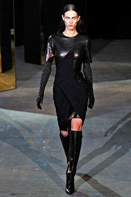 Runway looks for LESS.