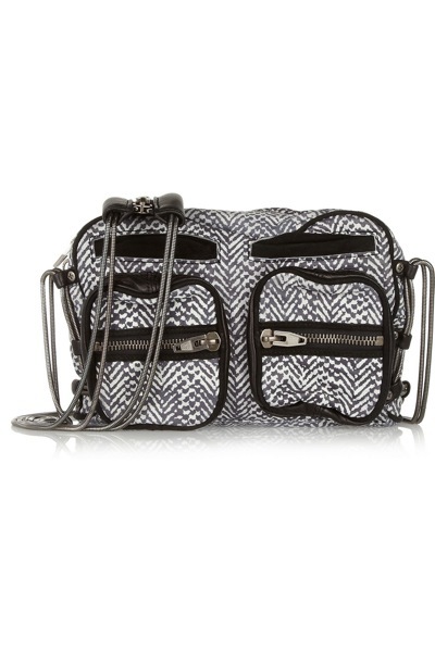 I’ve been looking for the perfect bag that’s chic...