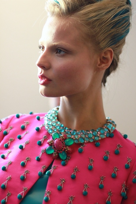 Oscar de la Renta’s Resort, Pre Spring 2013 Colorful Floral Print Looks
