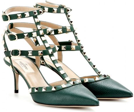 Valentino Rockstud Leather Kitten-Heel Pumps in Green (emerald) | Lyst