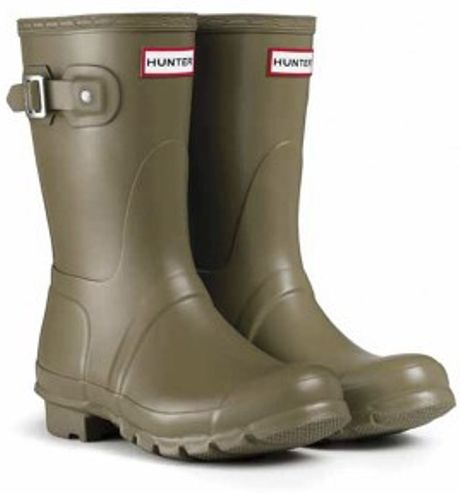 green hunter rain boots short