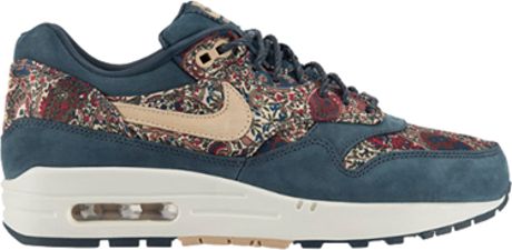 blue and tan air max
