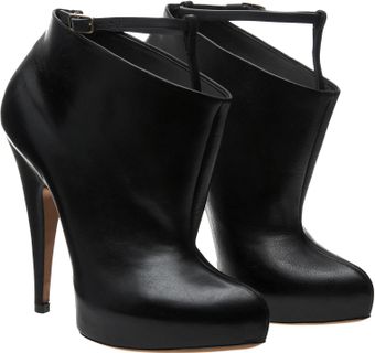 Givenchy Fetish Ankle Boot with Strap - Lyst