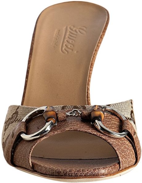 canvas sandshoes