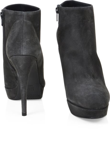 stuart weitzman platform booties