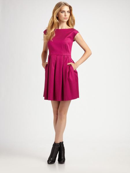 Shoshanna Boatneck Cap Sleeve Party Dress in Purple (magenta)