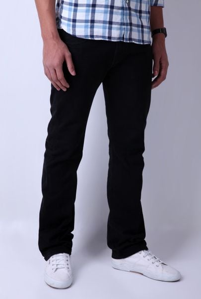 black levi slim straight jeans