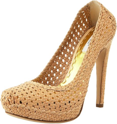 Prada Basketwoven Pump in Brown (tan) - Lyst