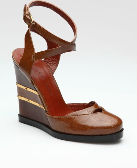 wedge pumps brown