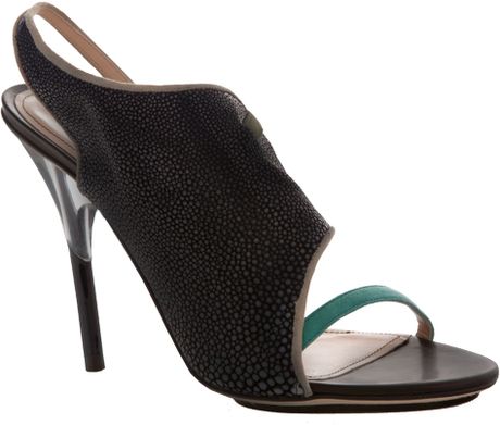 Aperlai Stiletto Shoe in Black - Lyst
