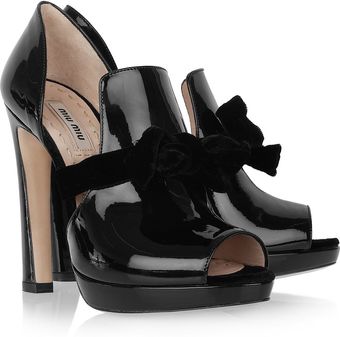Miu Miu Velvet Bow-embellished Patent-leather Sandals - Lyst
