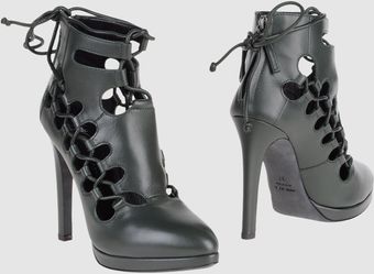 Giuseppe Zanotti x Christopher Kane Ankle Boots - Lyst