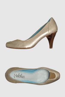 Maloles Closed-toe Slip-ons - Lyst