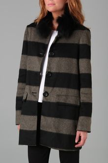 Alice + Olivia Hilda Fur Collar Coat - Lyst