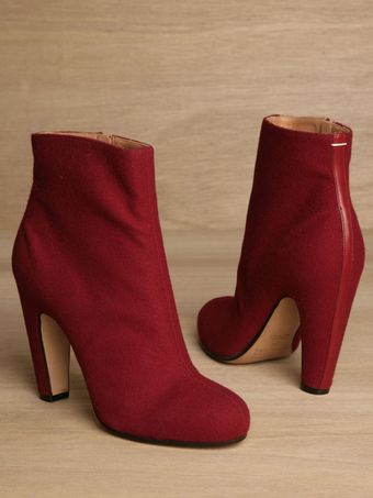  22 Womens Trunk Boots 