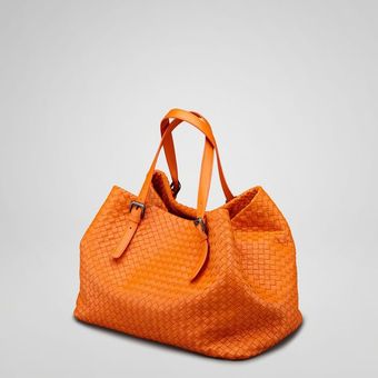 Bottega Veneta Fire Opal Intrecciato Nappa Tote - Lyst