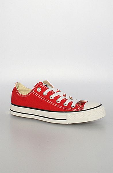 chuck taylor red leather