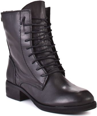  Karla - Black 