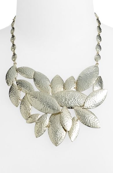 Kendra Scott Wendy Leaf Frontal Statement Necklace in Silver (gold) - Lyst