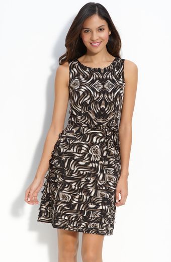 Taylor Dresses Tiered Jersey Dress - Lyst