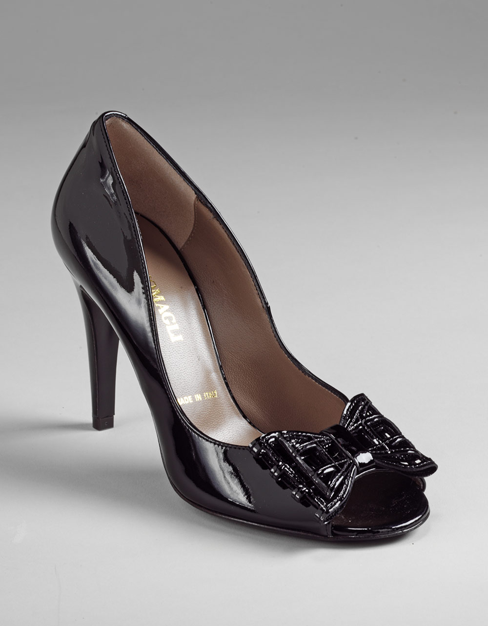 bruno magli pumps