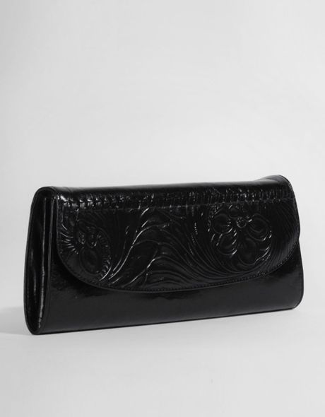 Hobo International Eden Leather Clutch in Black - Lyst