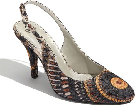 j renee multi color pump