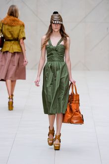 Burberry Prorsum Spring 2012 Raffia Wedge Sandals In Brown - Lyst