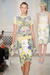 Erdem Spring 2012 Floral Print Gloves